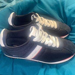 Tommy Hilfiger Women’s Sneaker